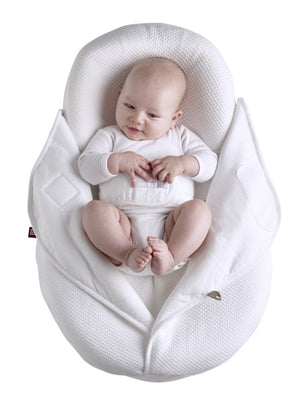 Baby in Cocoonababy with White Cocoonacover open
